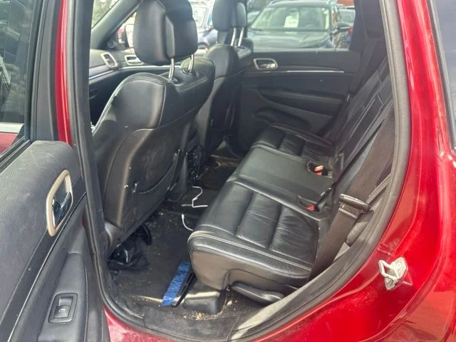 Used 2015 Red Jeep Limited image 12