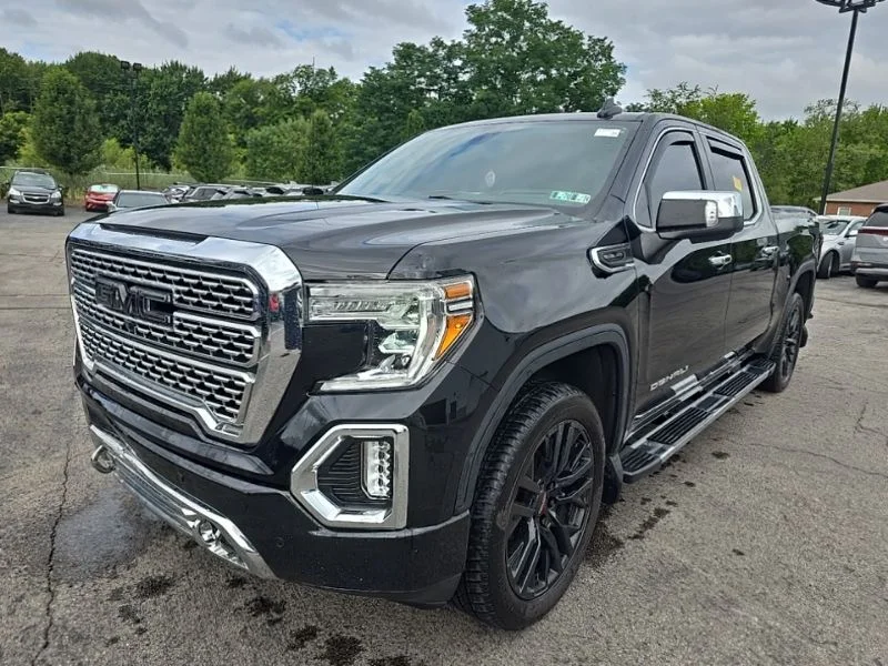 Used 2021 Black GMC Denali image 3