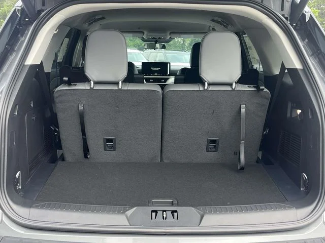 New 2026 Gray Ford Active image 7
