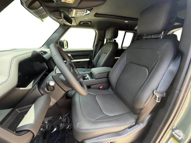 New 2026 Keswick Green Land Rover Trophy Edition Keswick image 10