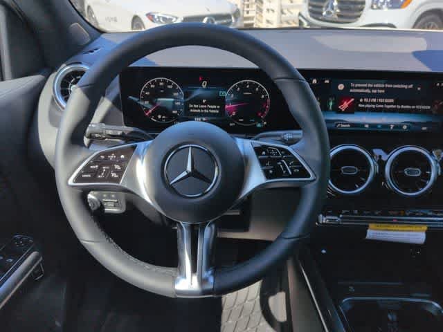 New 2026 Polar White Mercedes-Benz GLA 250 image 23