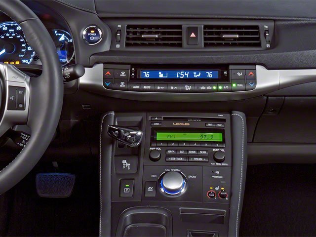 Used 2012 Tungsten Pearl Lexus 200h Premium image 10