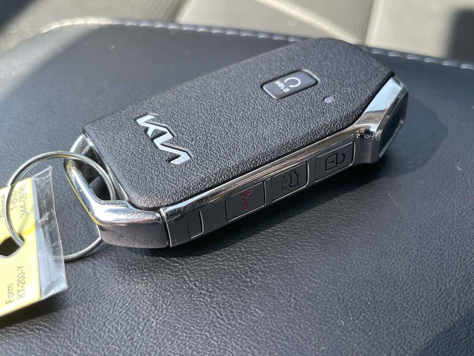Certified Used 2022 Wolf Gray Kia EX image 4