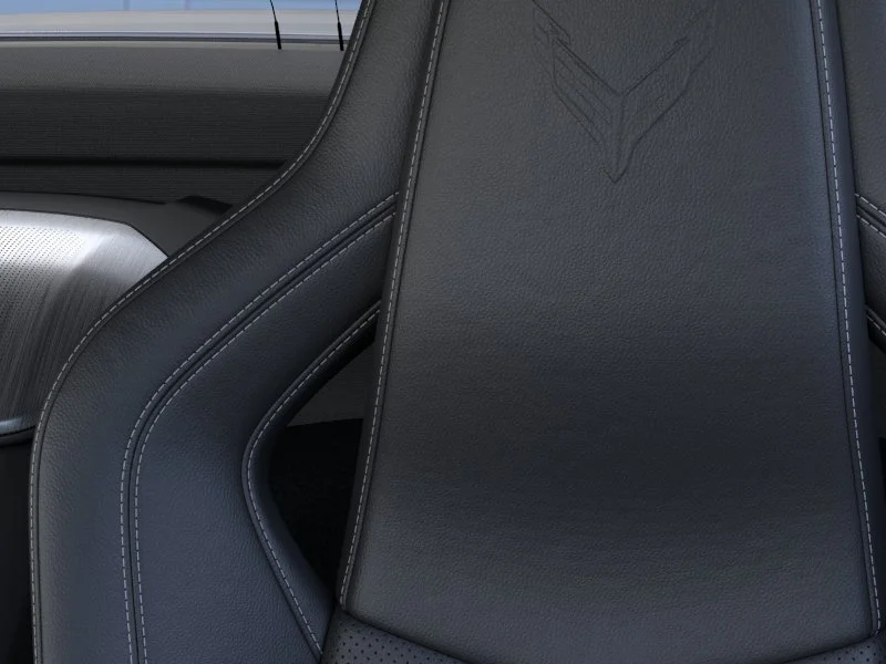 New 2027 Arctic White Chevrolet 2LT image 21