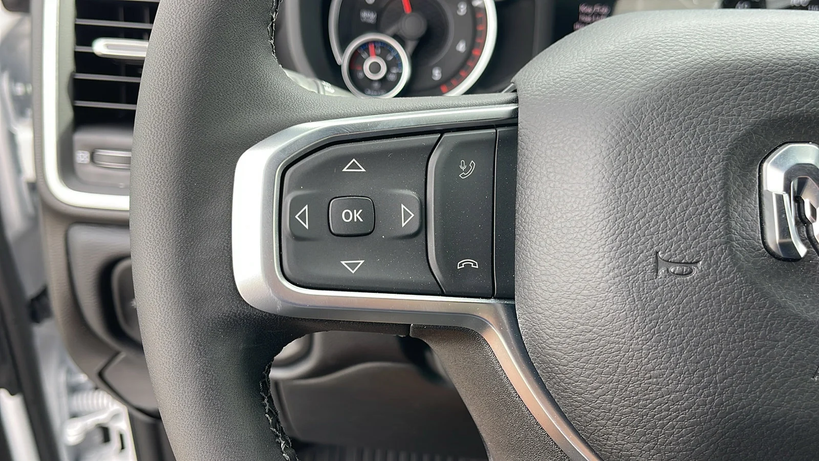 2025 RAM 2500 Big Horn - Photo 26