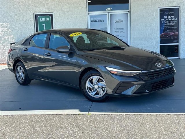 2024 Hyundai Elantra SE