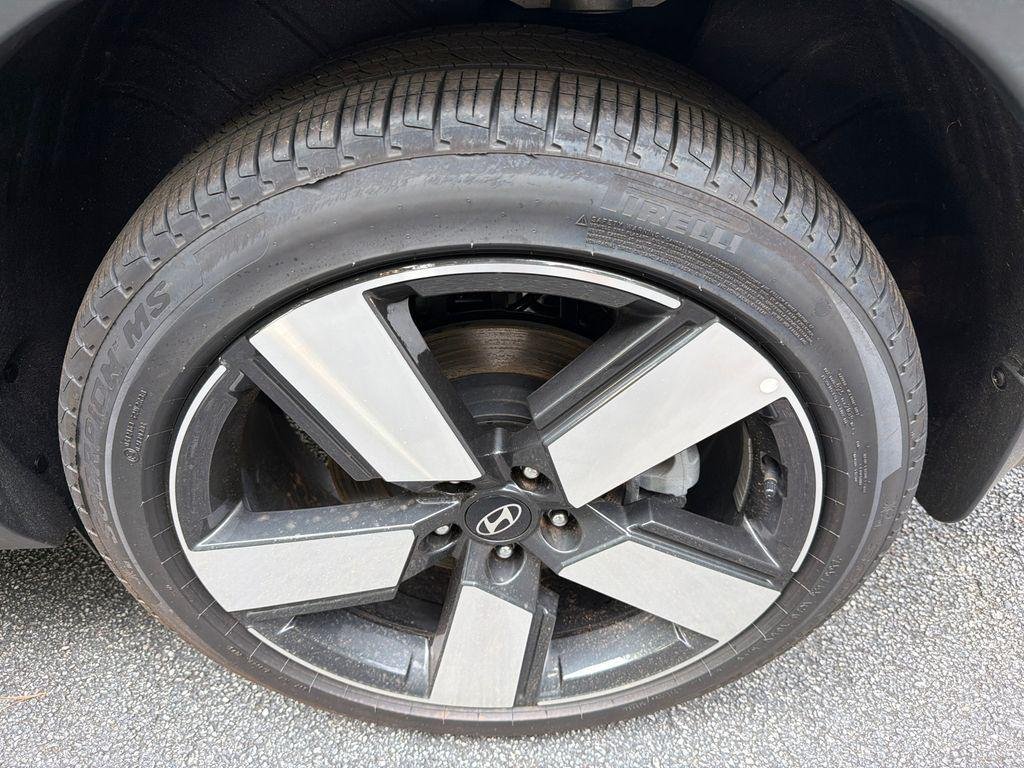New 2026 Black Hyundai Limited image 20