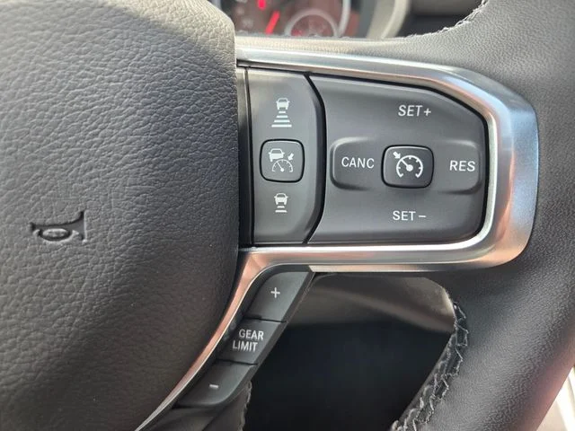 New 2026 Bright White Clear-Coat Exterior Paint RAM Laramie image 29