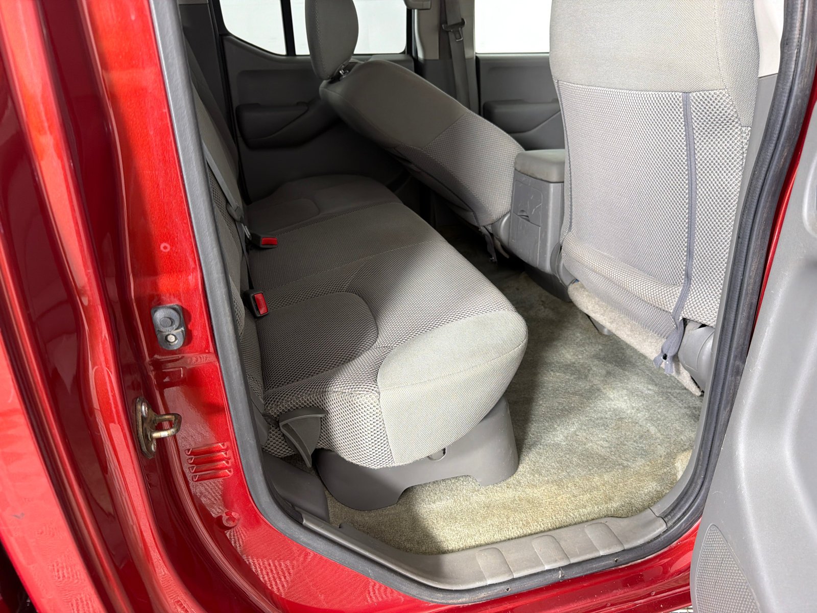 Used 2016 Cayenne Red [Red] Nissan SV image 15