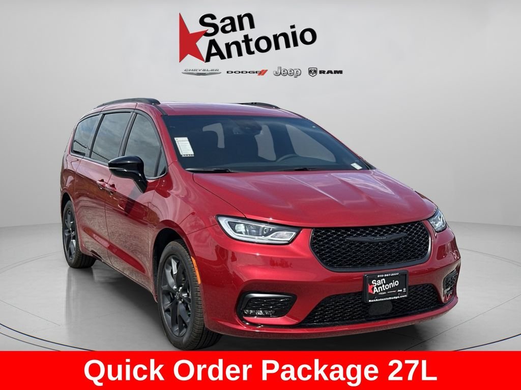 New 2026 Red Hot Pearl-Coat Exterior Paint Chrysler Select image 2