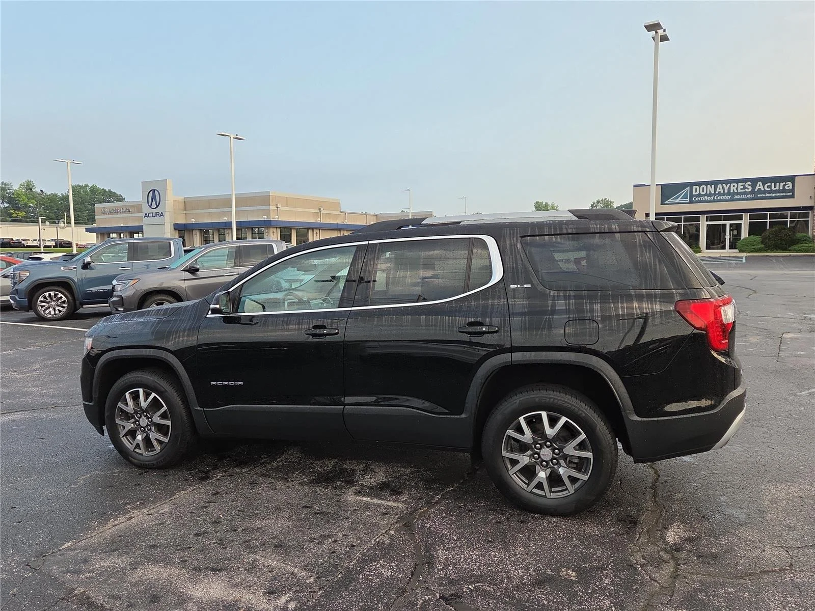Used 2023 Ebony Twilight Metallic GMC SLE image 26