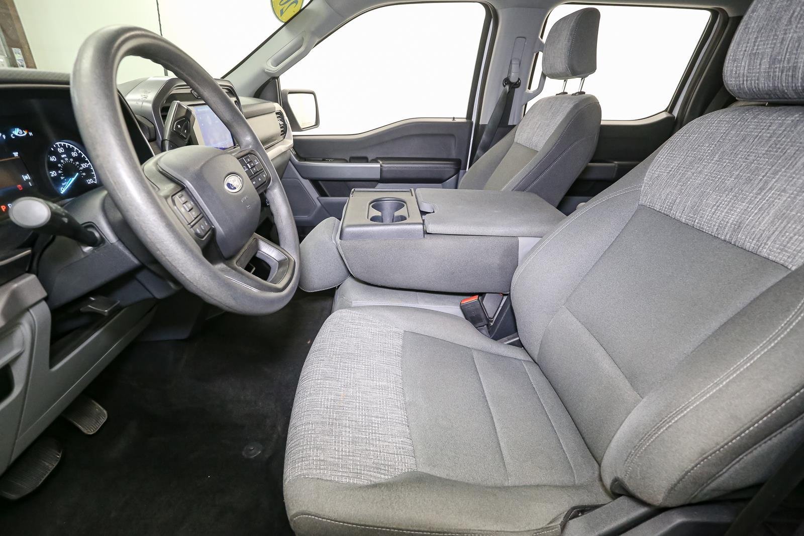 Used 2023 Oxford White FORD XL image 38