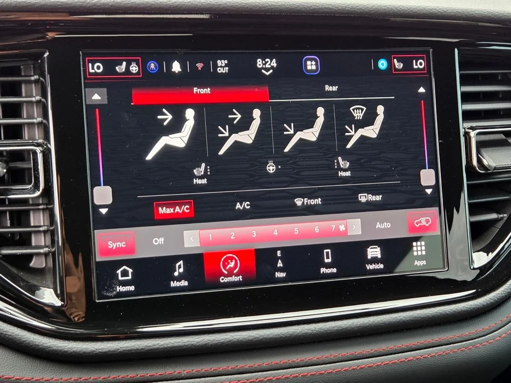 Used 2025 Red Dodge R/T image 32