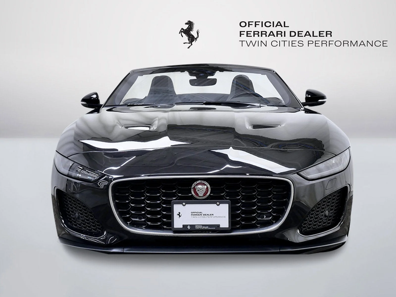 Used 2023  Jaguar P450 image 11