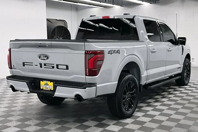 Used 2024 Avalanche Ford Lariat image 12