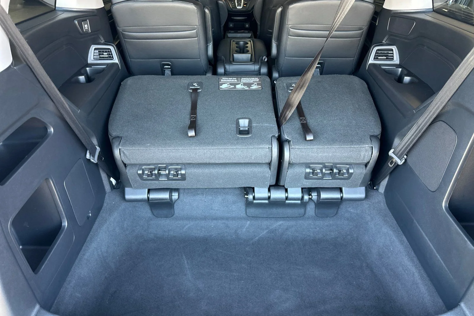 Used 2024 Gray Honda EX-L image 17