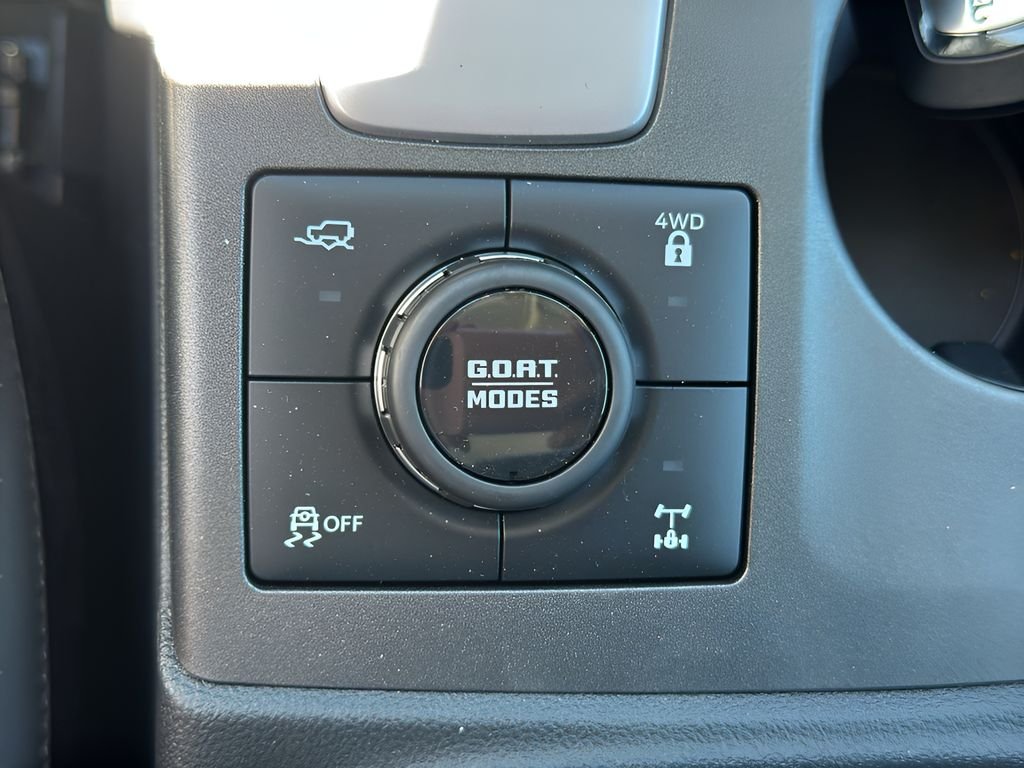 New 2026 Velocity Blue Metallic Ford Badlands image 24