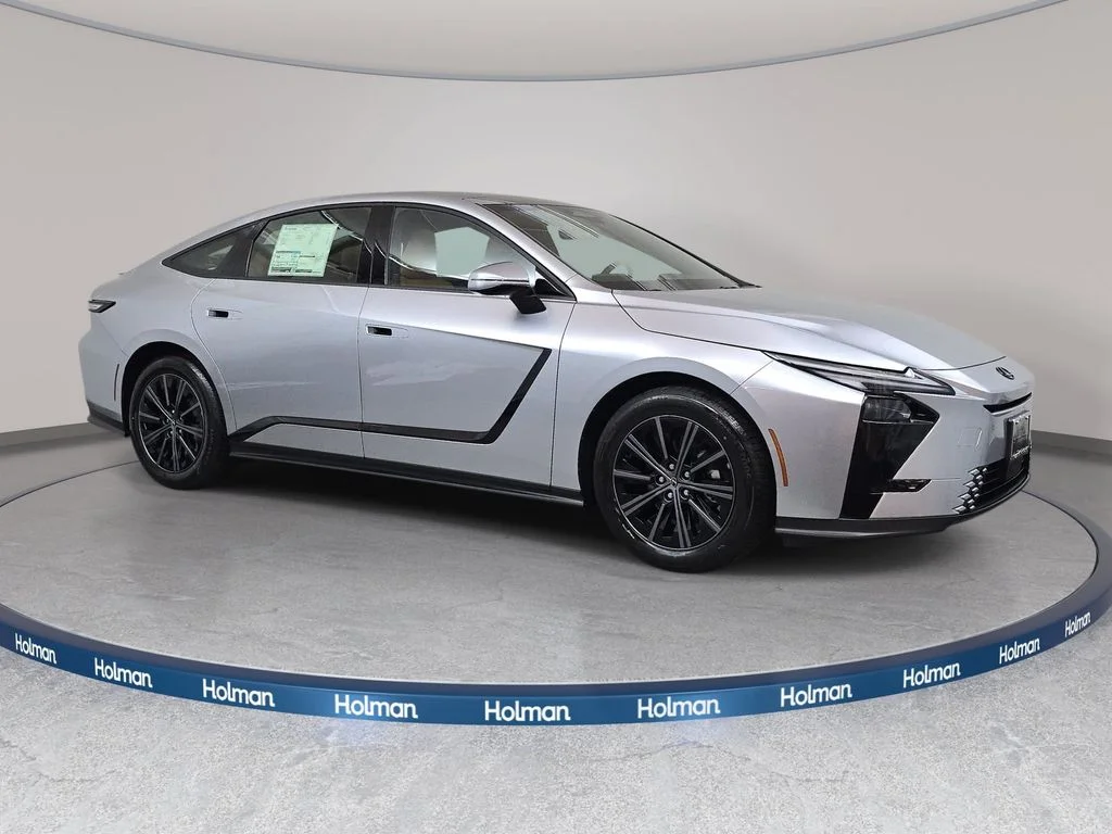 New 2026 Iridium Lexus PREMIUM AWD image 3