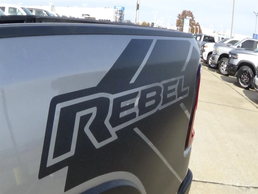 Certified Used 2025 Billet Silver Metallic Clear Coat (psc) RAM Rebel image 13