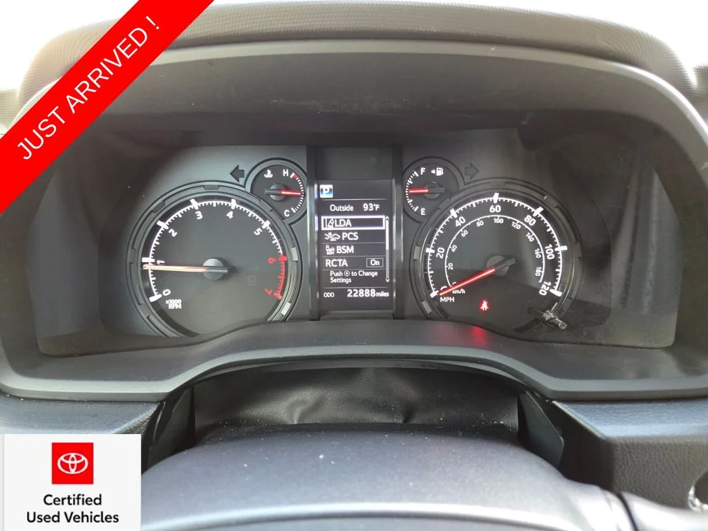 Certified Used 2024  Toyota SR5 image 32