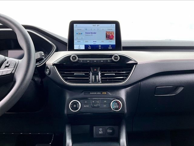 Used 2022 Oxford White Ford SE image 18