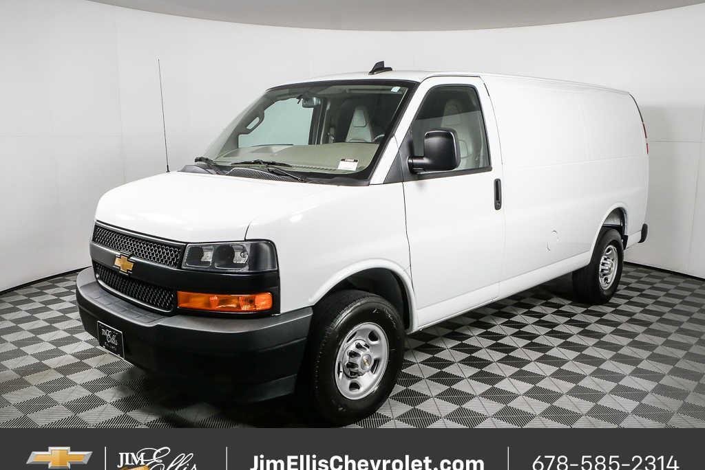 2025 Chevrolet Express Cargo Work Van - Photo 19