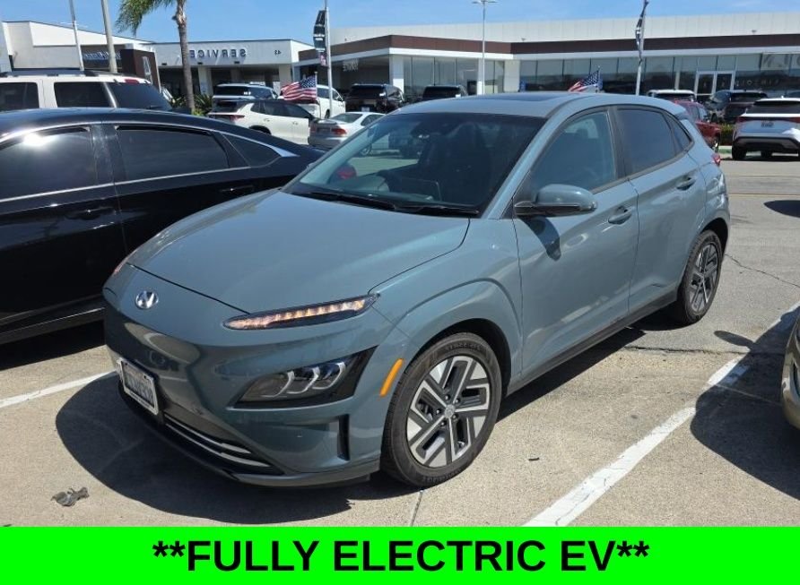 2022 Hyundai Kona Electric Limited's photo