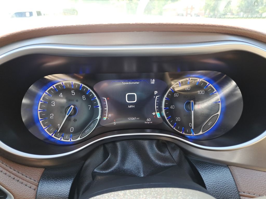 Used 2017 Black Chrysler Limited image 22