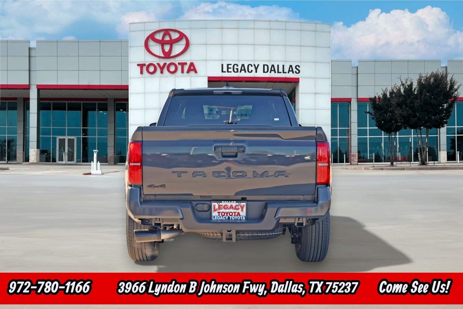 2025 Toyota Tacoma SR5 - Photo 7