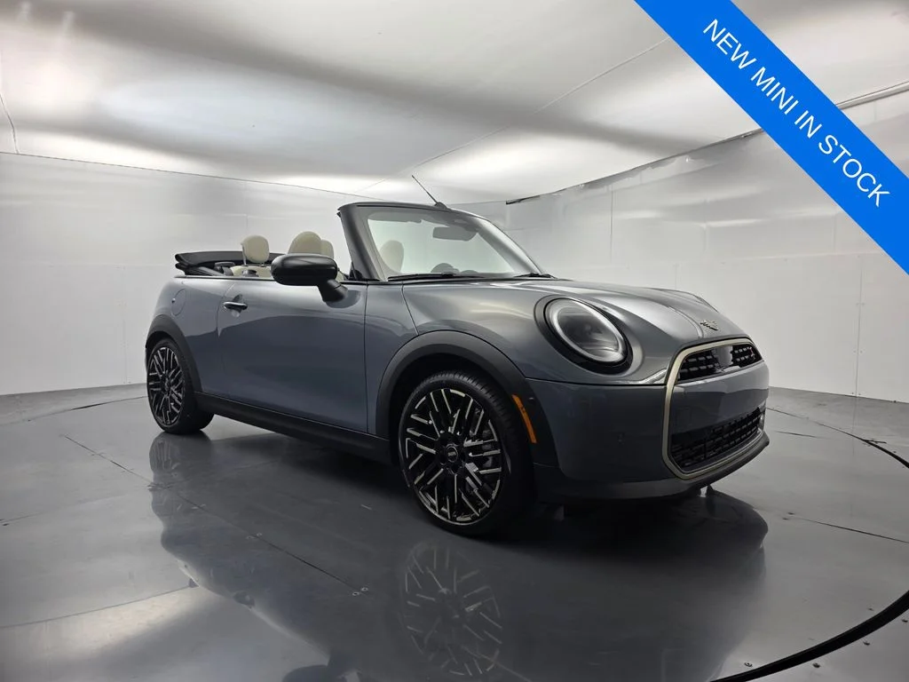 2026 MINI Convertible Cooper S Signature's photo