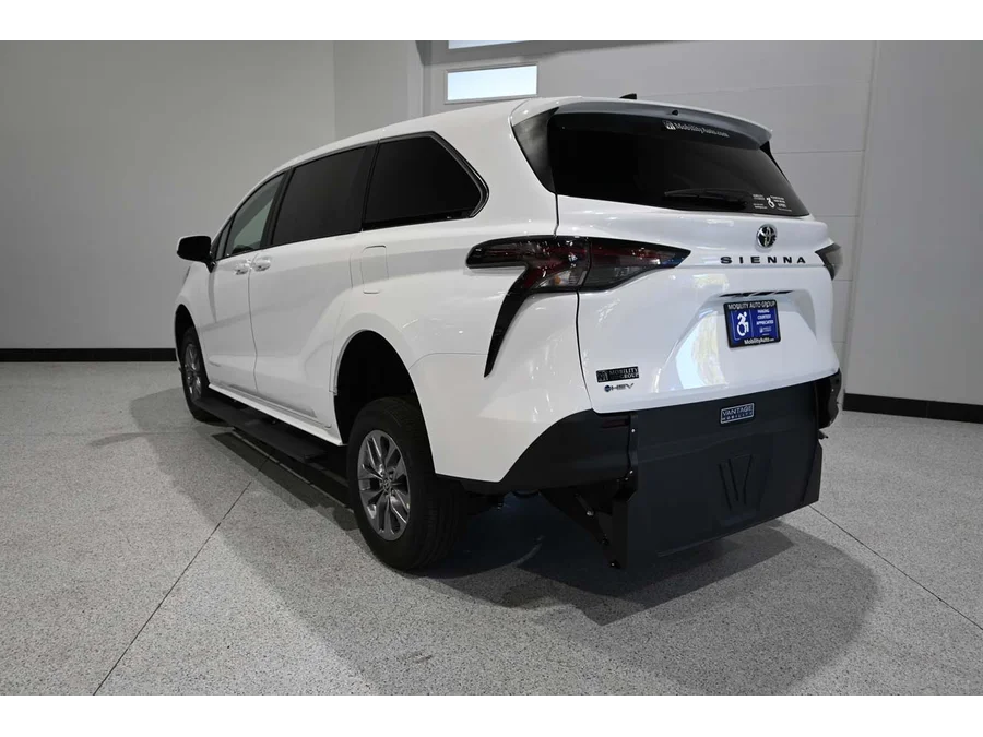 New 2026 WHITE Toyota LE Mobility Handicap Van image 8