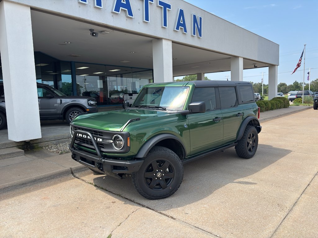 Used 2022 Eruption Green Metallic Ford Black Diamond image 2
