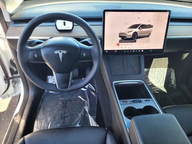Used 2024 White Tesla Long Range image 9