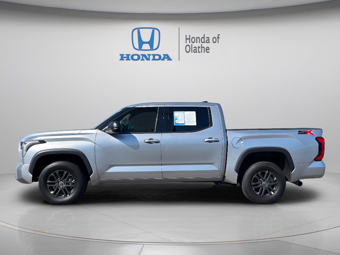 2023 Toyota Tundra SR5 - Photo 6