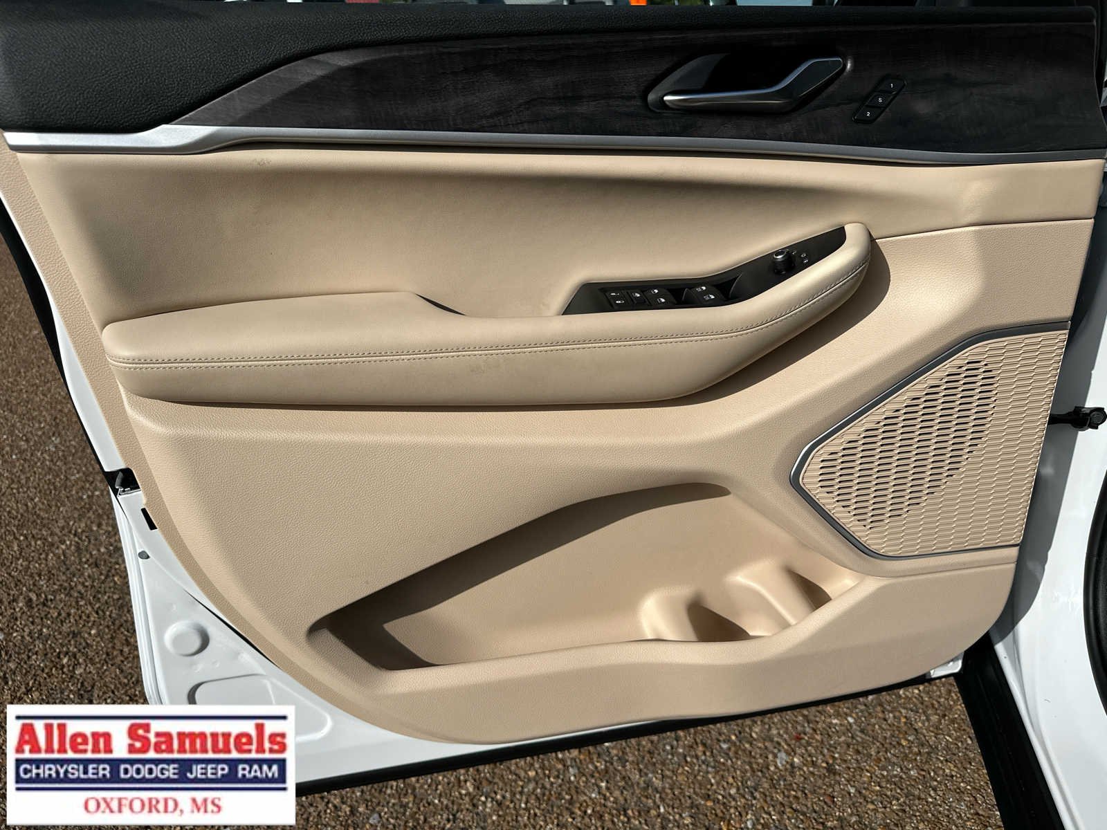 Used 2026 Bright White Clearcoat Jeep Limited image 46