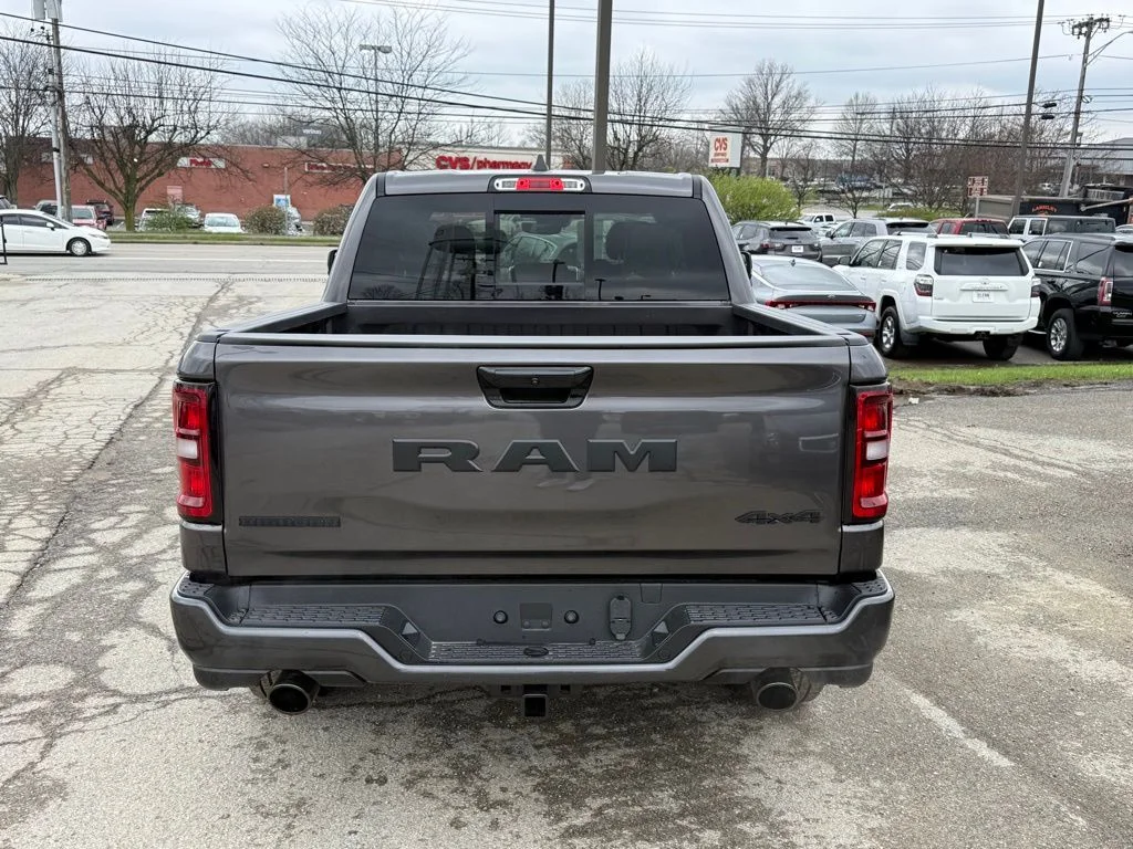 New 2026 Granite Crystal Metallic Clearcoat RAM Big Horn/Lone Star image 7