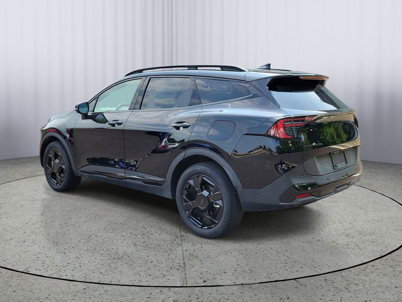 Used 2026 Black Kia X-Line image 4