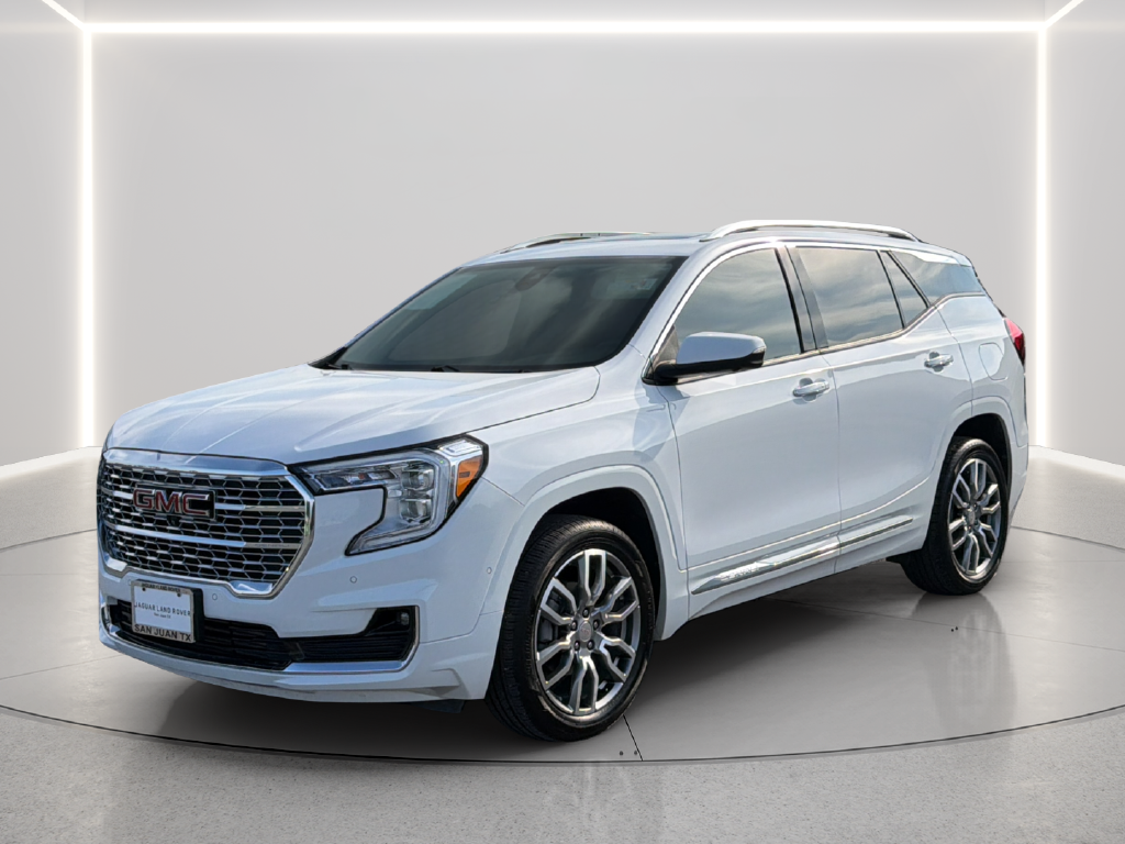 Used 2024 White GMC Denali image 12