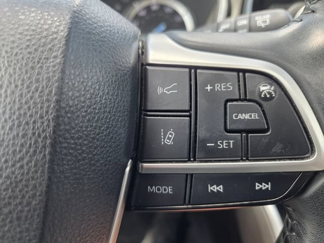 Used 2022 Magnetic Gray Metallic Toyota Hybrid XLE image 20