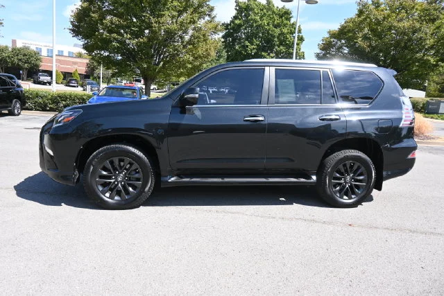 Used 2023 Black Lexus 460 image 10