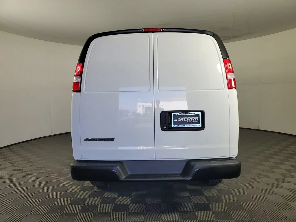 2025 Chevrolet Express Cargo Work Van - Photo 5