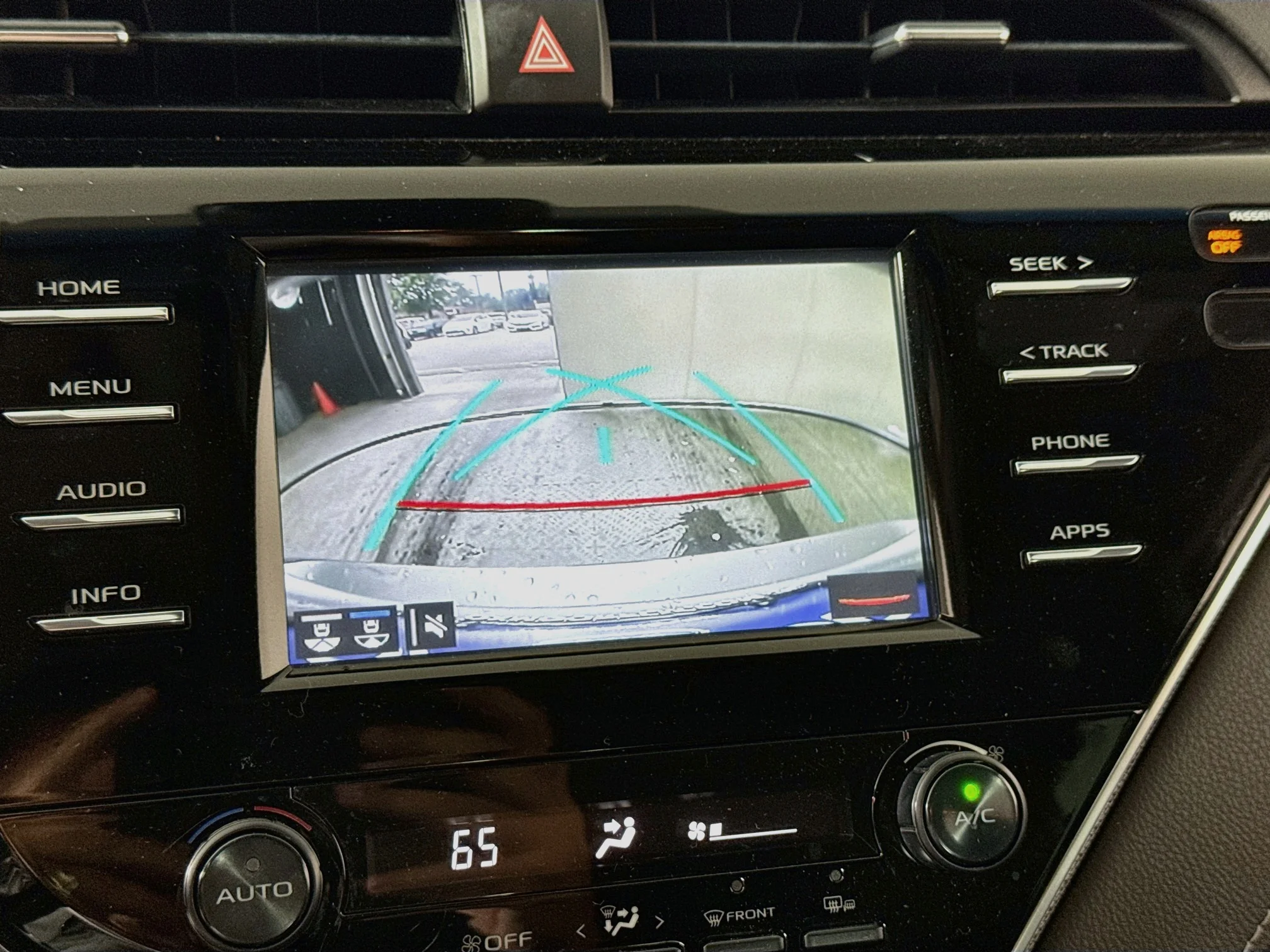 Used 2018 Celestial Silver Metallic Toyota SE image 13