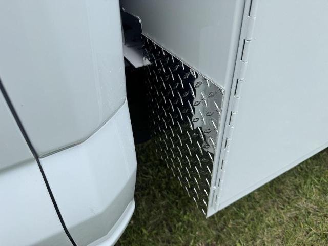 New 2026 Oxford White Ford F-250® XL image 21