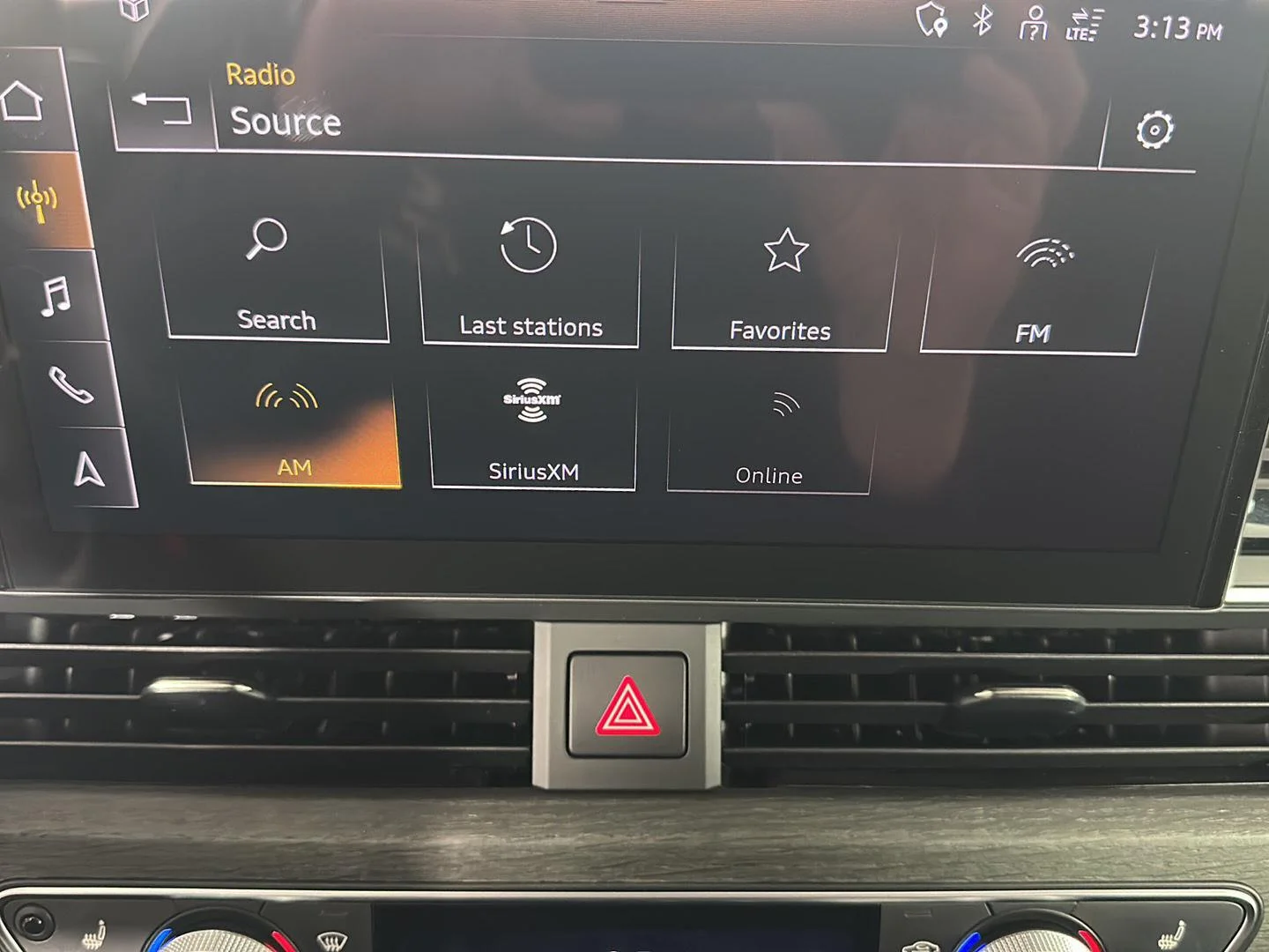 Used 2021 Manhattan Gray Metallic Audi Premium image 30