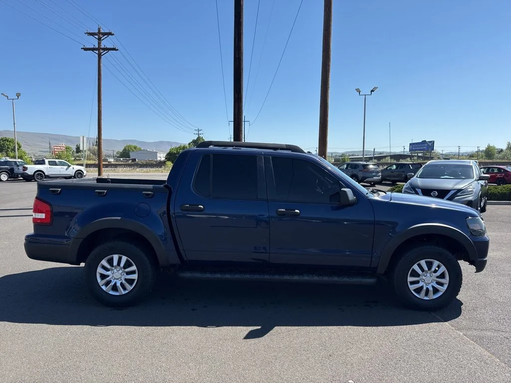 Used 2008 Ford Explorer Sport Trac XLT with VIN 1FMEU51EX8UB04061 for sale in The Dalles, OR