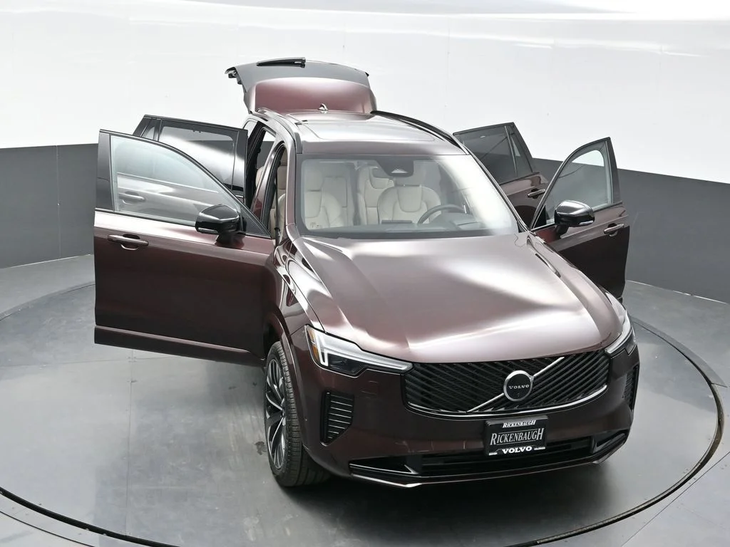New 2026 Mulberry Red Volvo T8 Ultra image 42