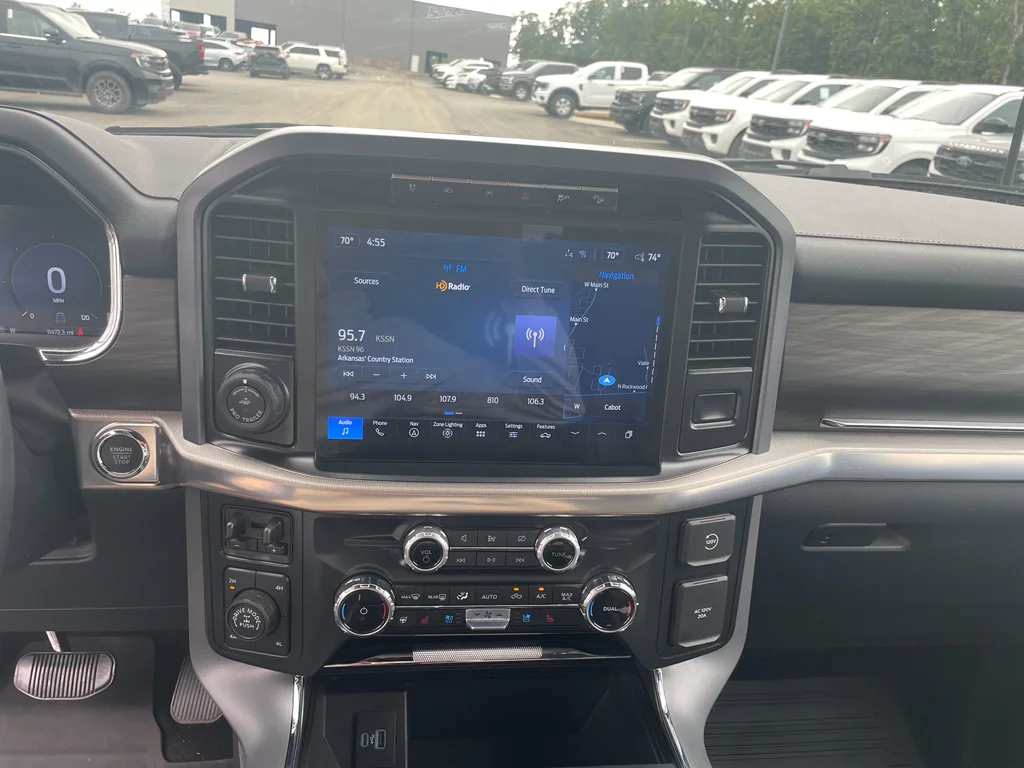 Used 2024 Carbonized Gray Metallic Ford LARIAT image 8