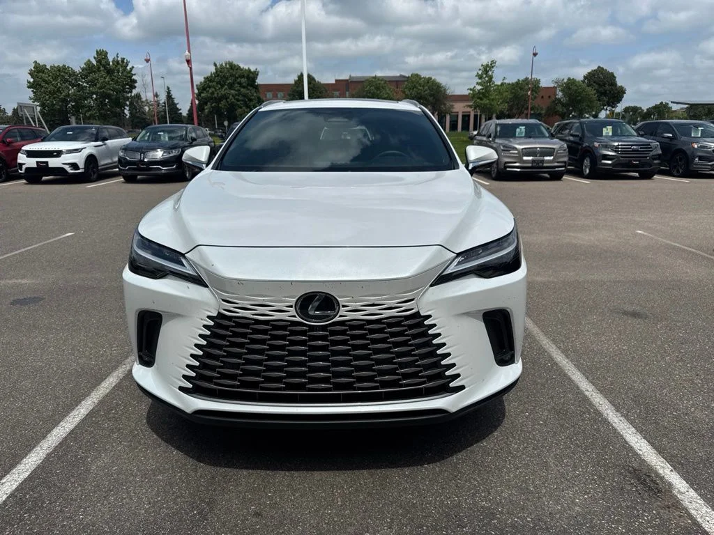 Used 2025 White Lexus 350 Premium image 2