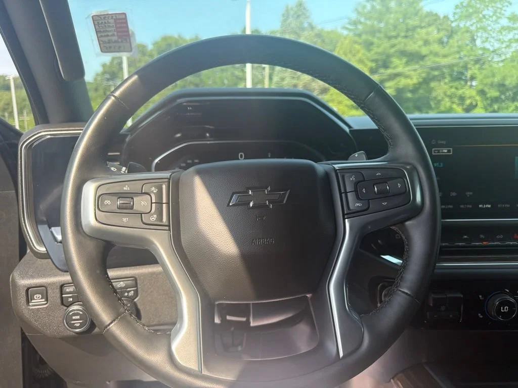 2023 Chevrolet Silverado 1500 RST - Photo 21