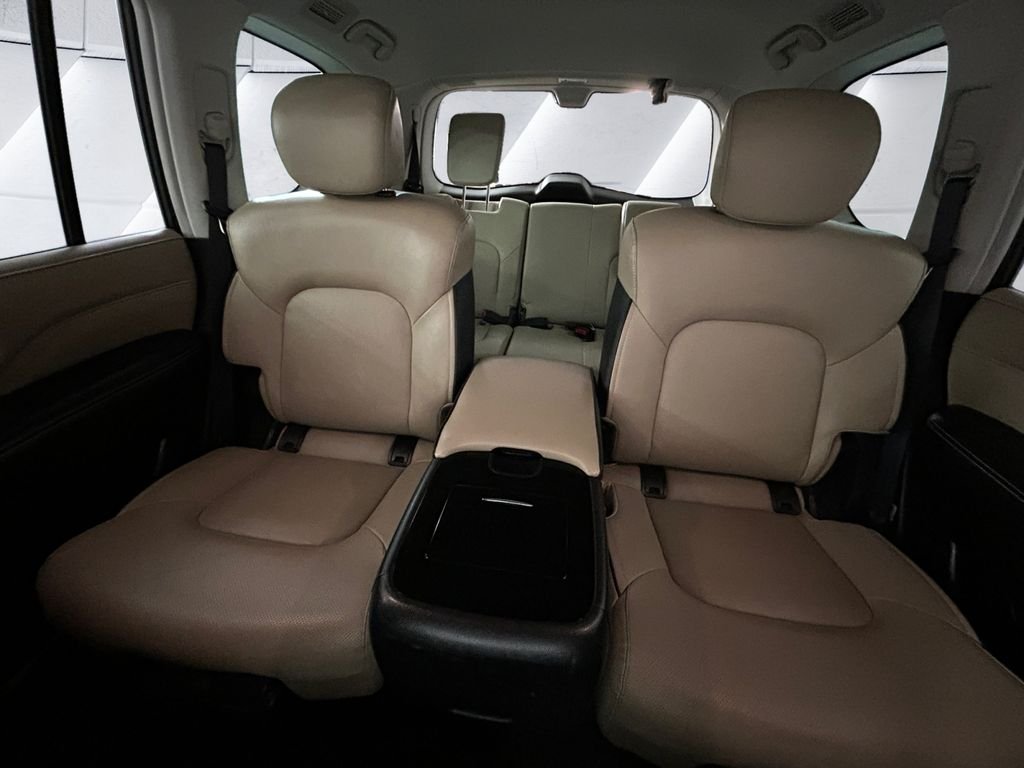 Used 2023 Gray INFINITI Premium Select image 18